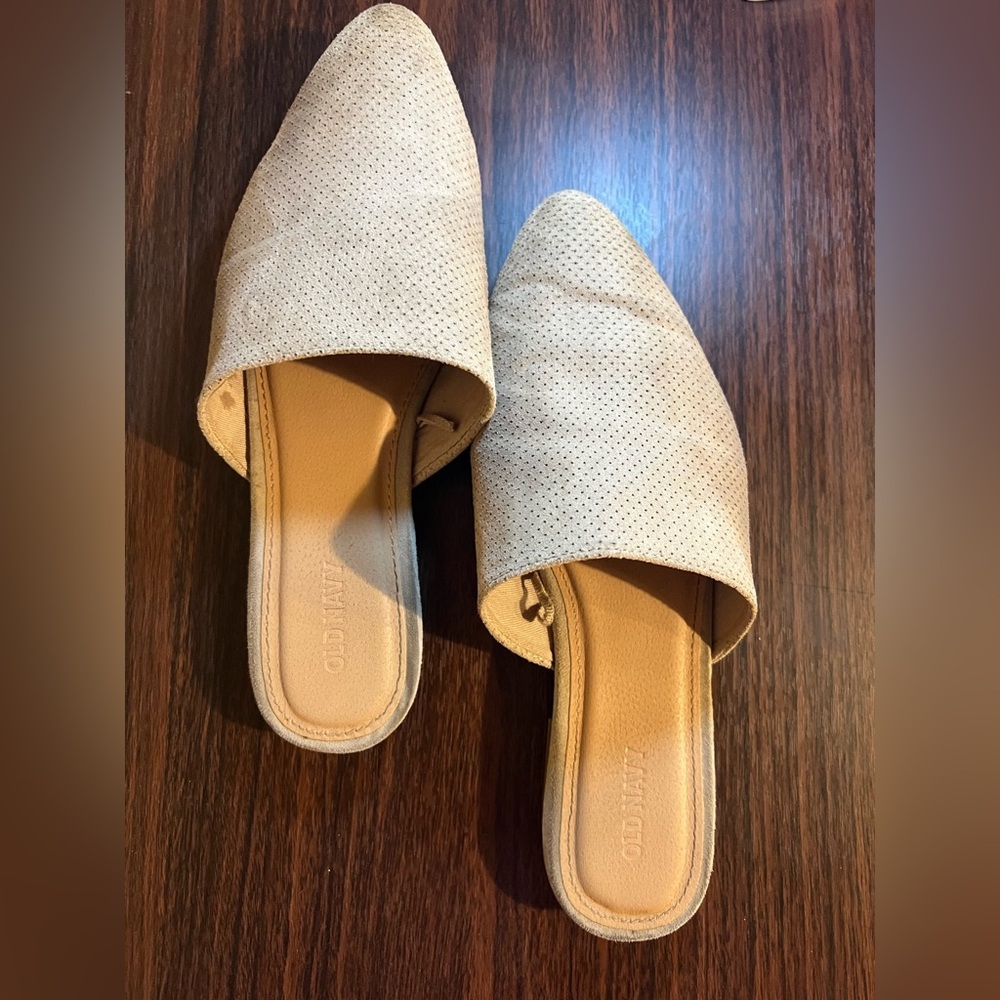 Shoes - Picture 1 of 1